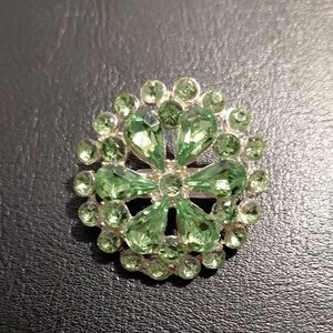 Elegant Green Gemstone Brooch